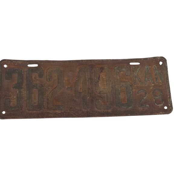 Kansas License Plate Tag Rusty 1928 Motor Vehicle Vintage Numbers 362-496 KS - Picture 1 of 7